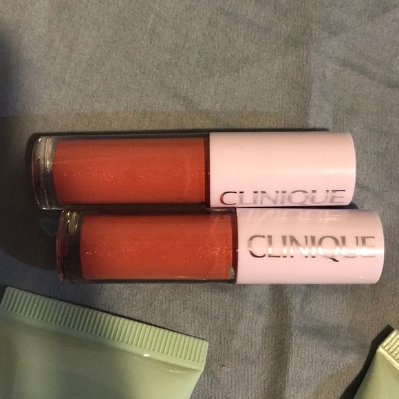 Clinique 8 pieces travel size - Picture 3 of 8